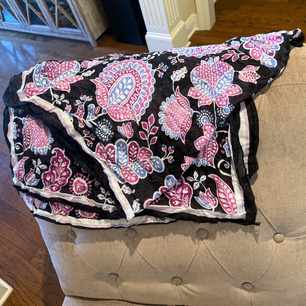 Vera Bradley Scarf Alpine Floral Pattern